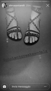 Elena Santarelli feet photo thumbnail