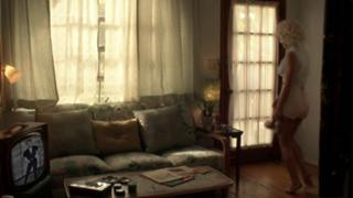 Elena Satine feet photo 9