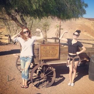 Elena Satine feet photo 1