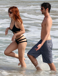 Elena Satine feet photo 6