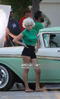 Elena Satine feet photo 13