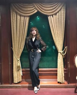 Elena Satine feet photo 9