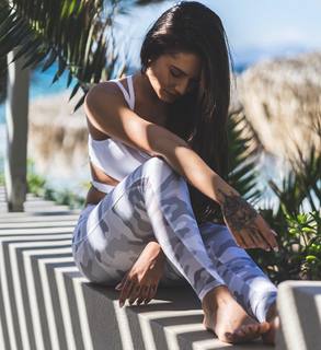 Elena Tsagrinou feet photo 10