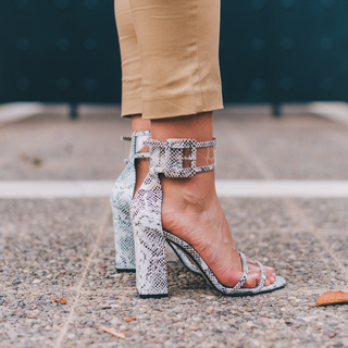 Elena Tsagrinou feet photo 16