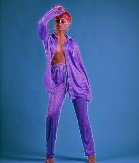 Elena Tsagrinou feet photo 3