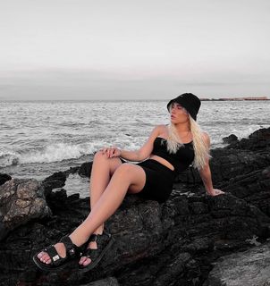 Elena Tsagrinou feet photo 12