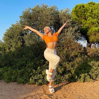 Elena Tsagrinou feet photo 9