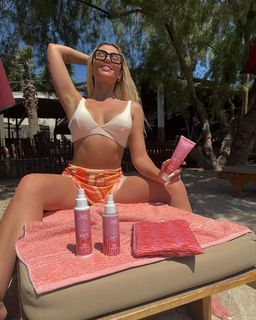 Elena Tsagrinou feet photo 13