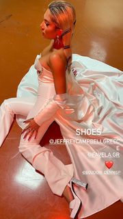 Elena Tsagrinou feet photo 9