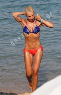 Elena Tzavalia feet photo 5