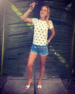 Elena Vesnina feet photo 8