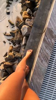 Eleni Balogh feet photo 19