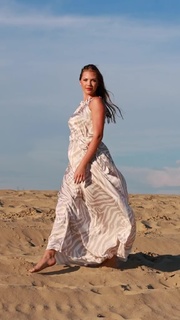 Eleni Balogh feet photo 12