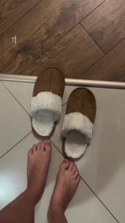 Eleni Balogh feet photo 17