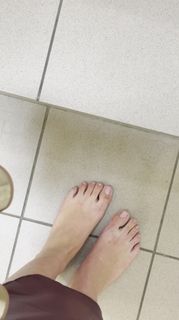 Eleni Balogh feet photo 12