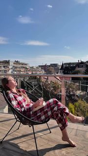 Eleni Balogh feet photo 4