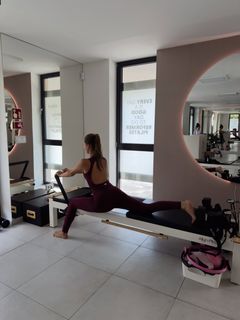 Eleni Balogh feet photo 18