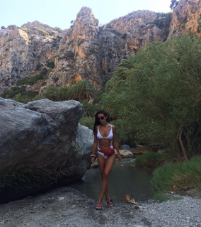 Eleni Foureira feet photo thumbnail