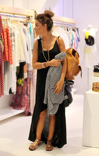 Eleni Foureira feet photo thumbnail