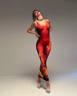 Eleni Foureira feet photo thumbnail