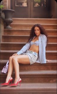 Eleni Foureira feet photo thumbnail