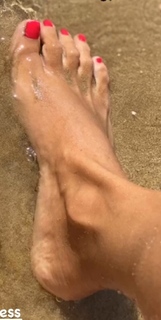 Eleni Hatzidou feet photo 1