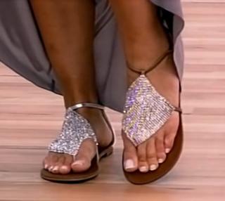 Eleni Menegaki feet photo thumbnail