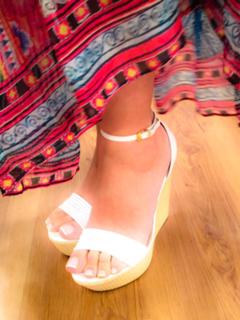 Eleni Menegaki feet photo thumbnail