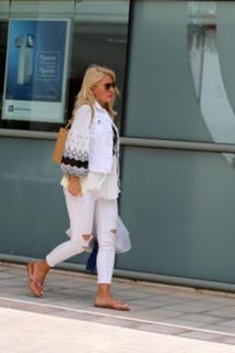 Eleni Menegaki feet photo thumbnail