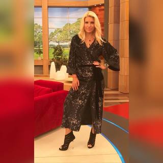 Eleni Menegaki feet photo thumbnail
