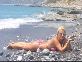 Eleni Menegaki feet photo thumbnail