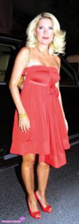 Eleni Menegaki feet photo thumbnail
