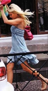 Eleni Menegaki feet photo thumbnail