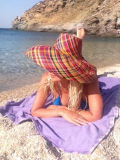 Eleni Menegaki feet photo thumbnail