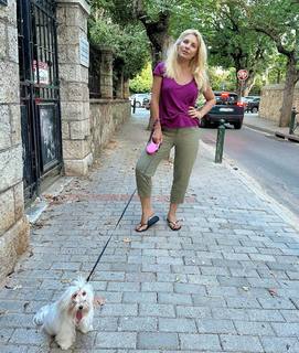 Eleni Menegaki feet photo thumbnail