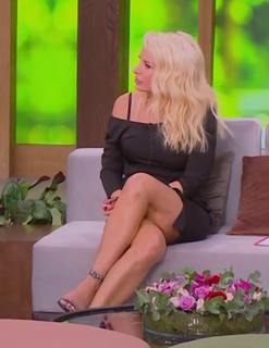 Eleni Menegaki feet photo thumbnail