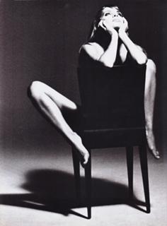 Eleni Menegaki feet photo thumbnail