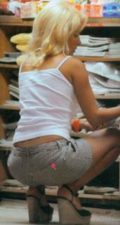 Eleni Menegaki feet photo thumbnail