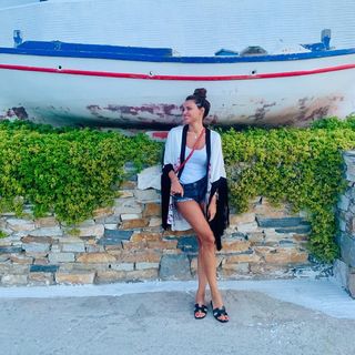 Eleni Tsolaki feet photo thumbnail