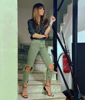 Eleni Tsolaki feet photo thumbnail