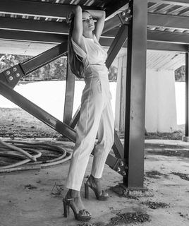 Eleni Tsolaki feet photo thumbnail