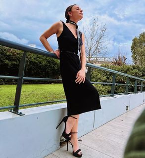 Eleni Tsolaki feet photo thumbnail