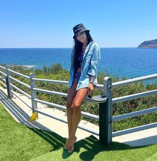 Eleni Tsolaki feet photo thumbnail