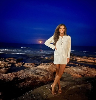 Eleni Tsolaki feet photo thumbnail