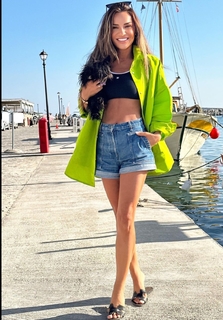 Eleni Tsolaki feet photo thumbnail