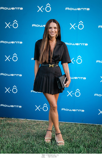 Eleni Tsolaki feet photo thumbnail