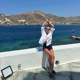 Eleni Tsolaki feet photo thumbnail