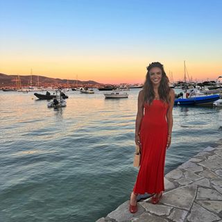 Eleni Tsolaki feet photo thumbnail