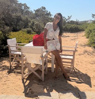 Eleni Tsolaki feet photo 2