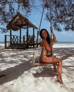 Eleni Vaitsou feet photo 14